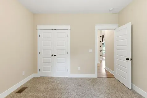 2065 Stratford Lane Greenbrier TN 37073