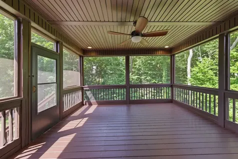 2065 Stratford Lane Greenbrier TN 37073