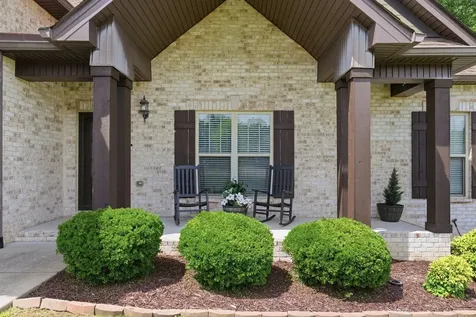 2065 Stratford Lane Greenbrier TN 37073