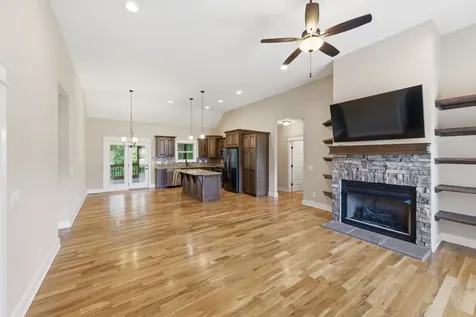 2065 Stratford Lane Greenbrier TN 37073