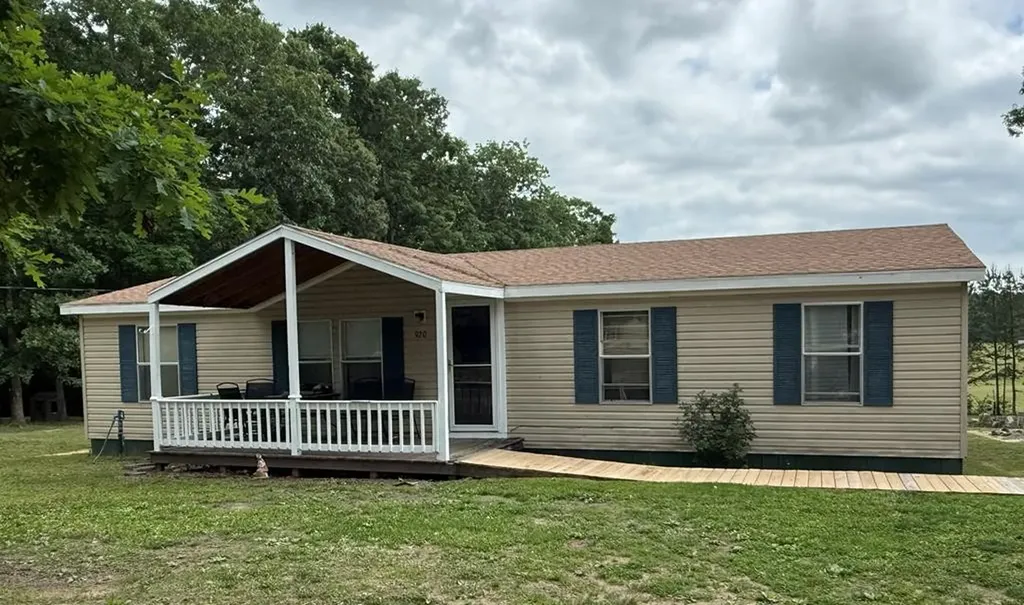 920 Pioneer Road Grimsley TN 38565