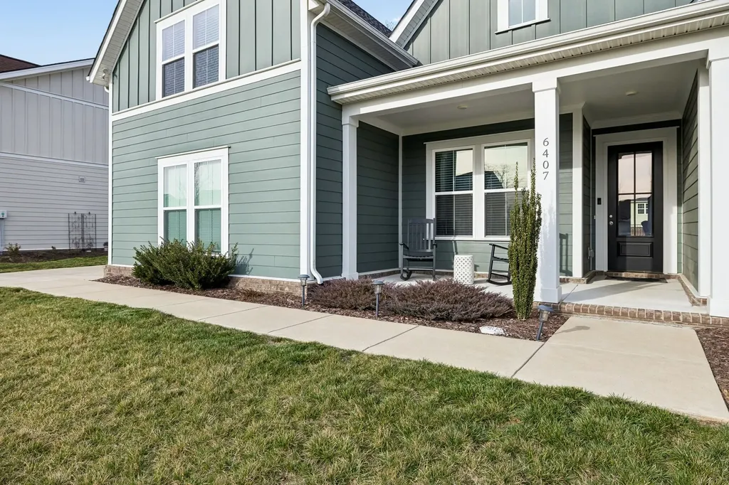 6407 Desmond Avenue Murfreesboro TN 37128