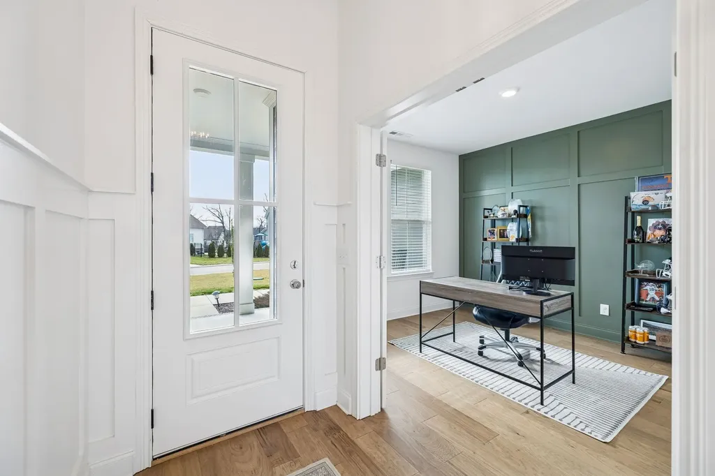 6407 Desmond Avenue Murfreesboro TN 37128