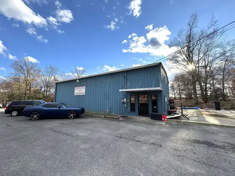 4065 Metro 41a Highway Normandy TN 37360