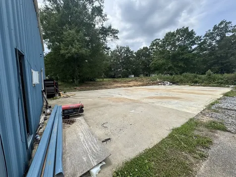 4065 Metro 41a Highway Normandy TN 37360