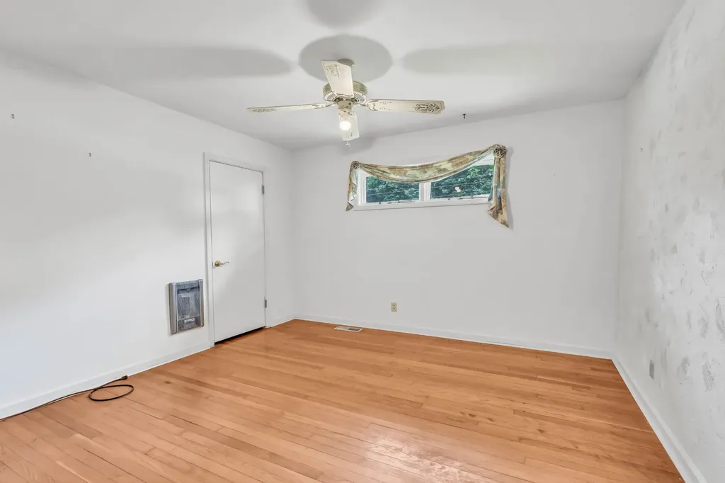 1692 Gratton Road Clarksville TN 37043