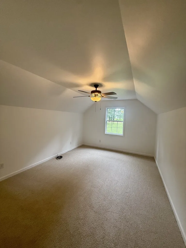 43 Hawthorne Dr, N Lawrenceburg TN 38464