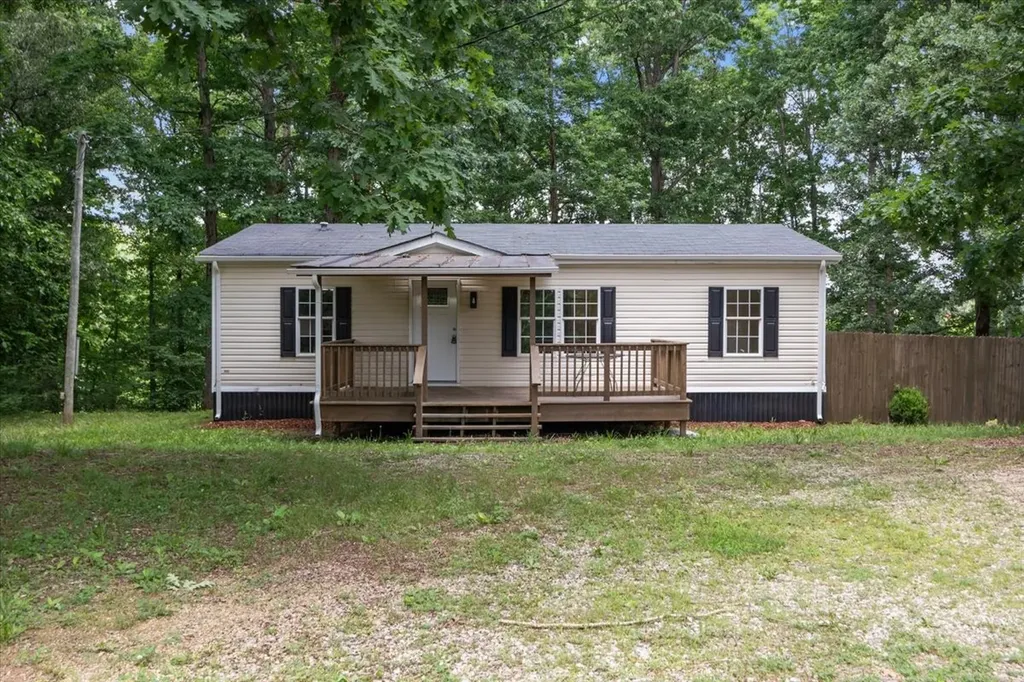 10410 Ridgecrest Drive Bon Aqua TN 37025