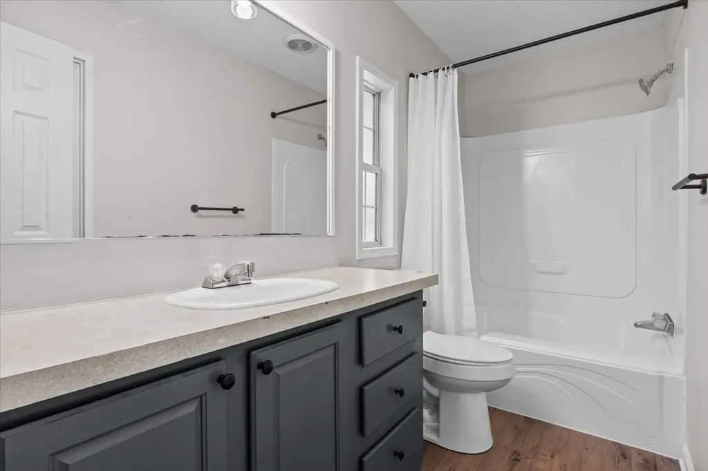 10410 Ridgecrest Drive Bon Aqua TN 37025
