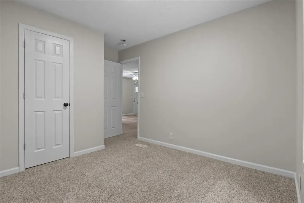 10410 Ridgecrest Drive Bon Aqua TN 37025