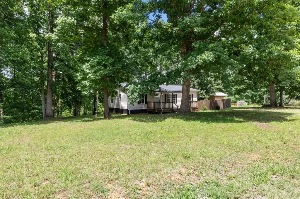 10410 Ridgecrest Drive Bon Aqua TN 37025