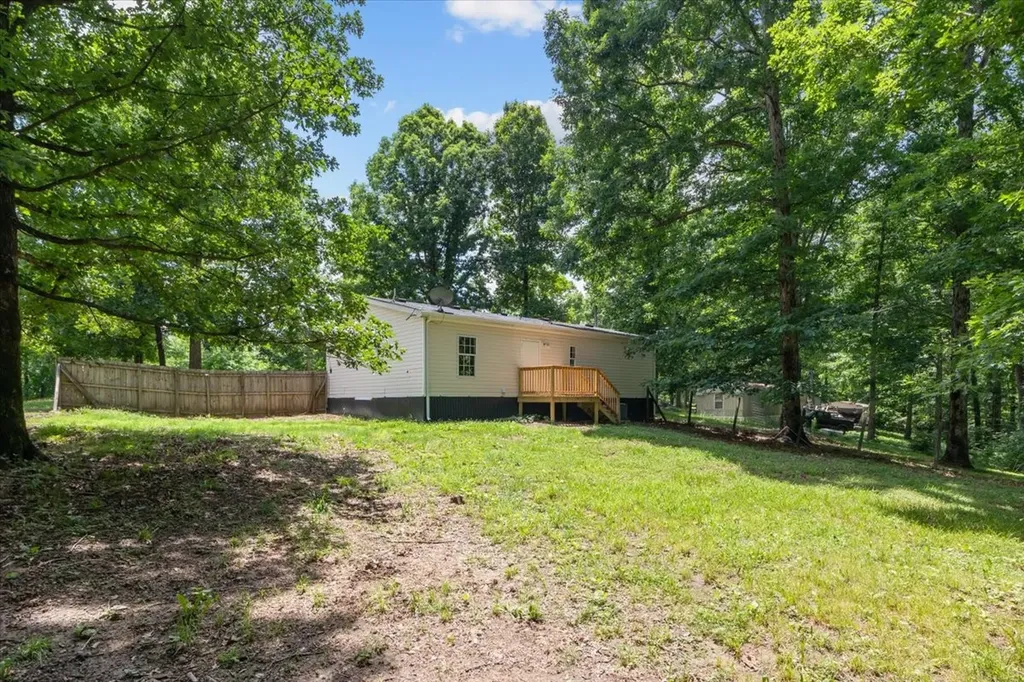10410 Ridgecrest Drive Bon Aqua TN 37025
