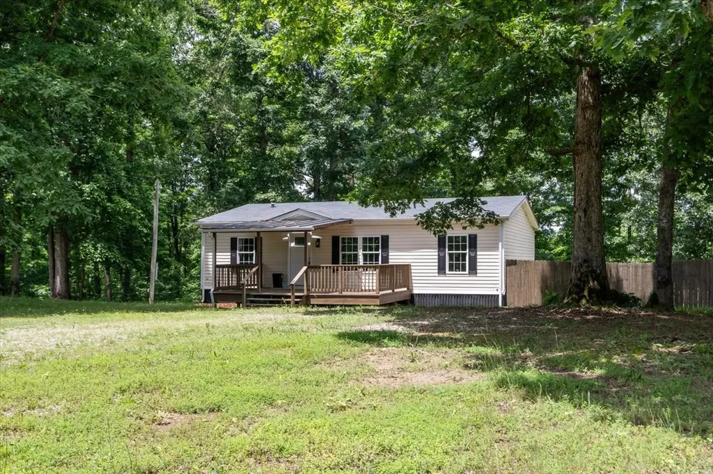 10410 Ridgecrest Drive Bon Aqua TN 37025