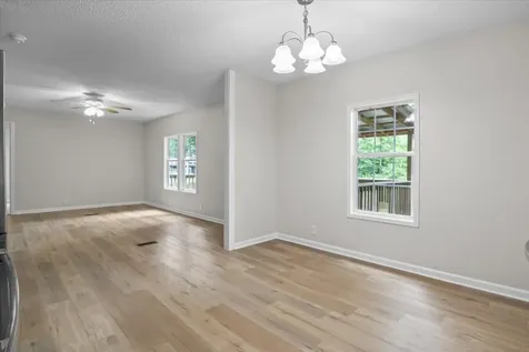 10410 Ridgecrest Drive Bon Aqua TN 37025