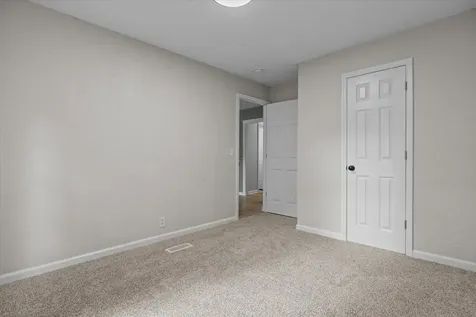 10410 Ridgecrest Drive Bon Aqua TN 37025