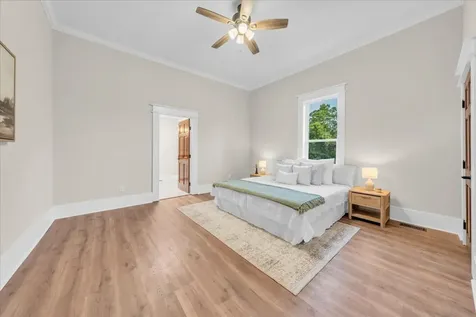 141 N Russell Street Portland TN 37148