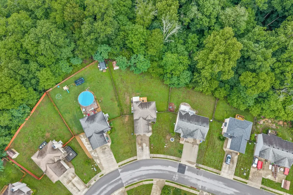 1905 Jackie Lorraine Drive Clarksville TN 37042