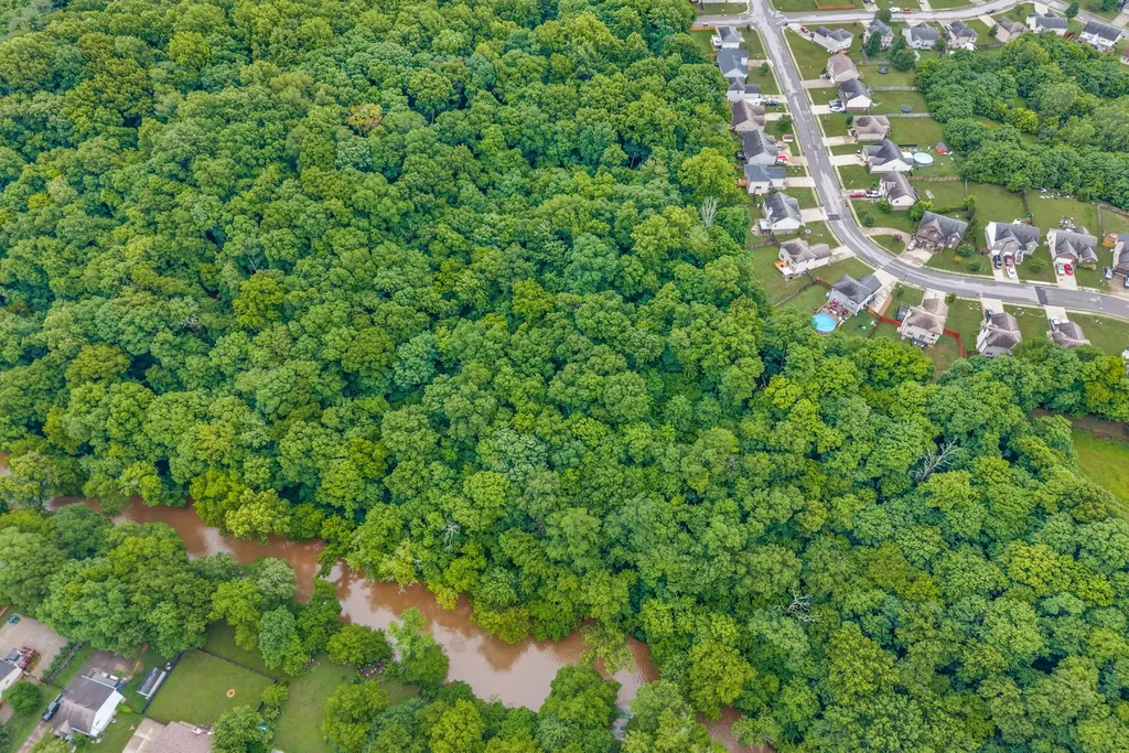 1905 Jackie Lorraine Drive Clarksville TN 37042
