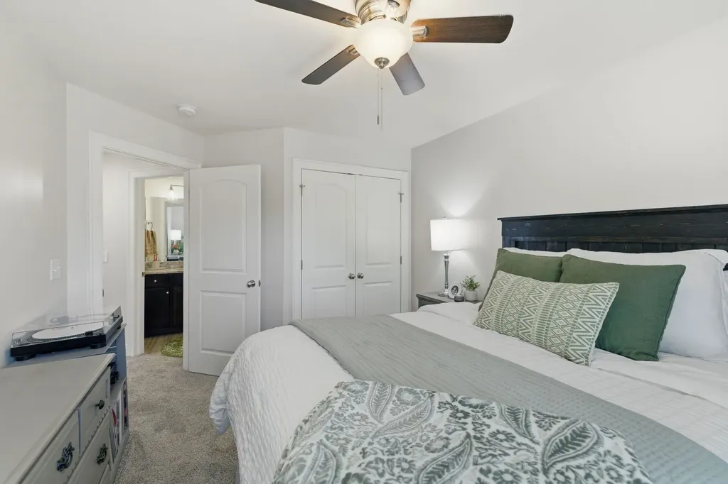 2359 Somerset Valley Drive Antioch TN 37013