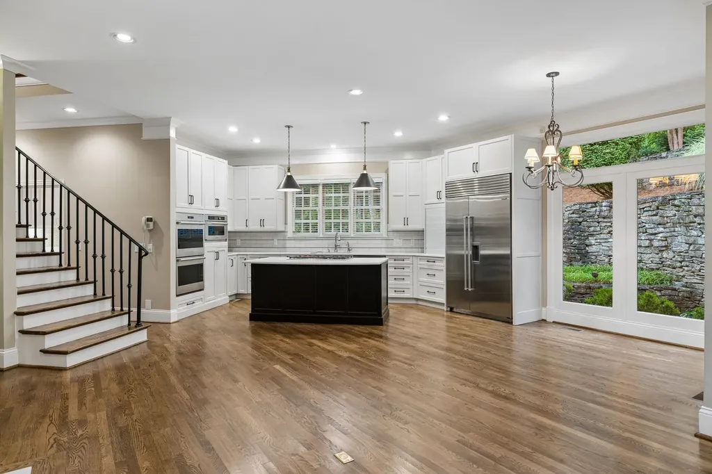 57 Annandale Nashville TN 37215