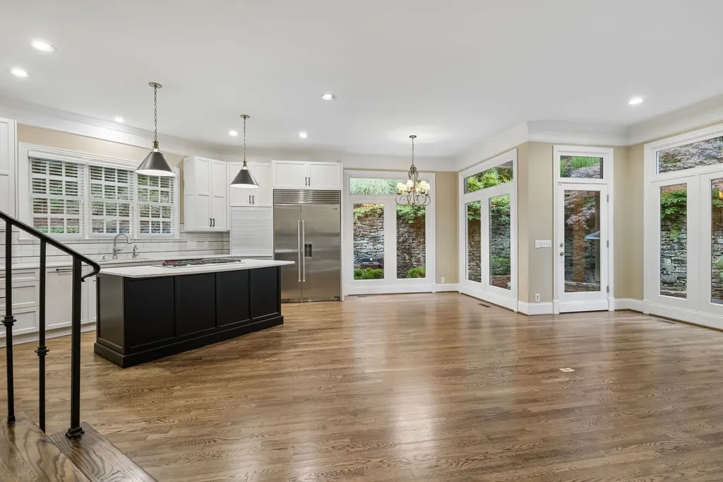 57 Annandale Nashville TN 37215