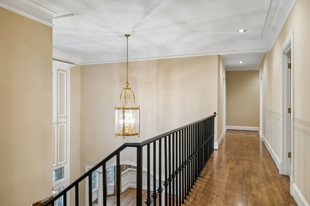 57 Annandale Nashville TN 37215