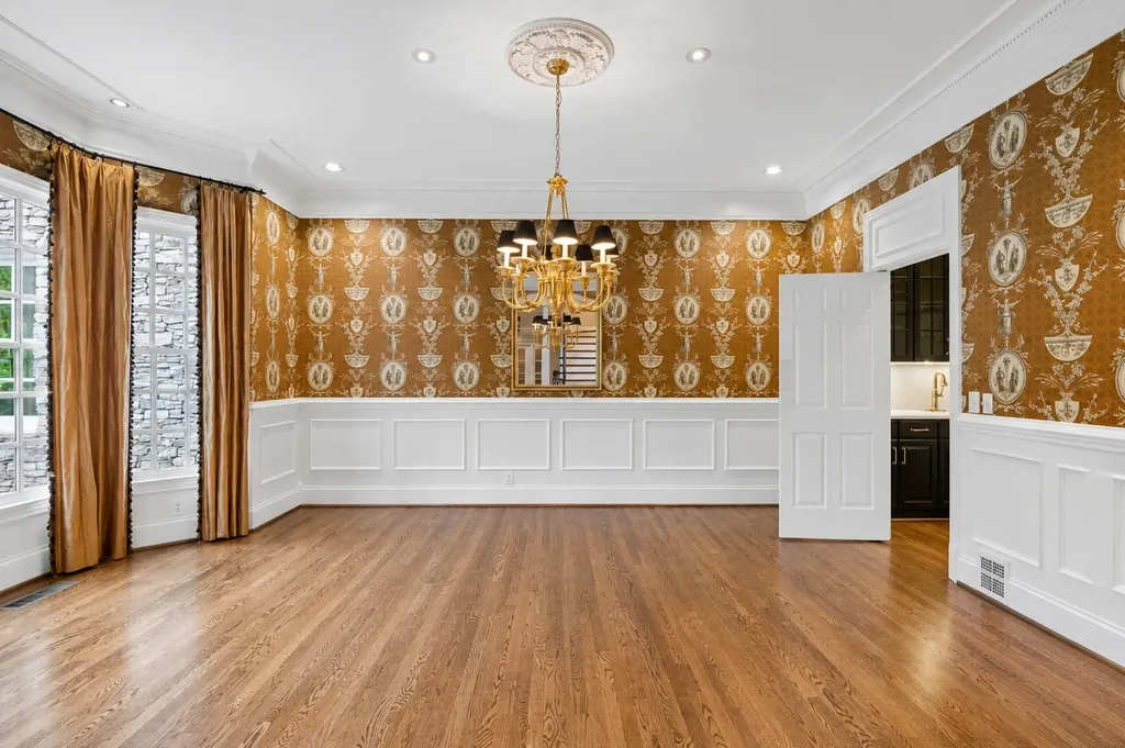 57 Annandale Nashville TN 37215