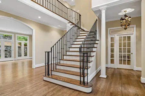 57 Annandale Nashville TN 37215