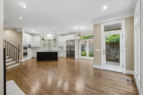 57 Annandale Nashville TN 37215
