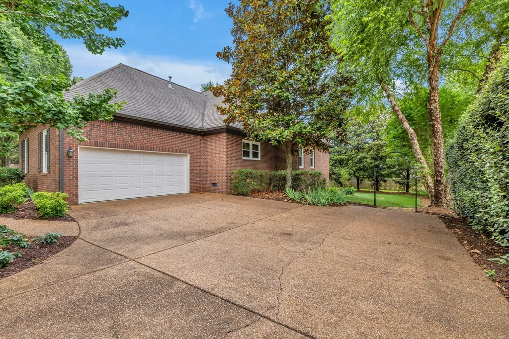 729 Harrow Lane Franklin TN 37064