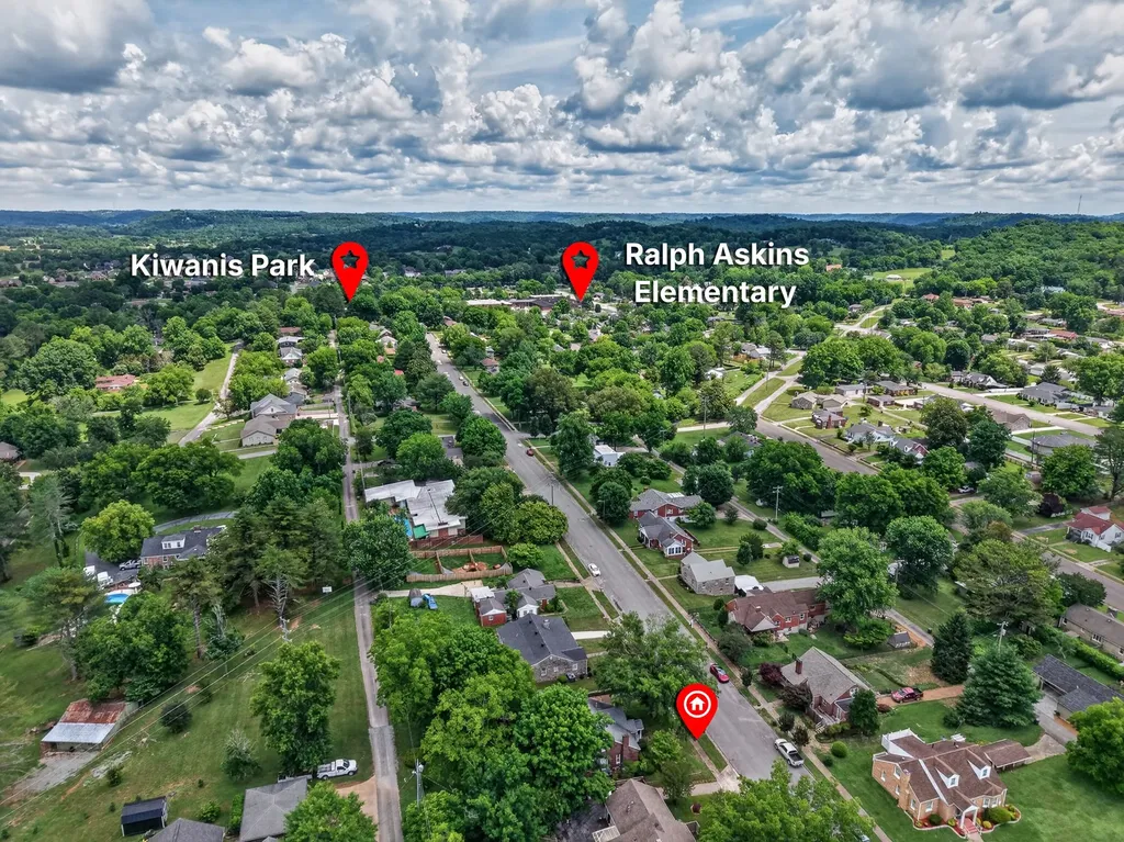 502 4th Avenue Fayetteville TN 37334