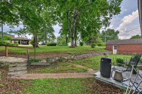 502 4th Avenue Fayetteville TN 37334