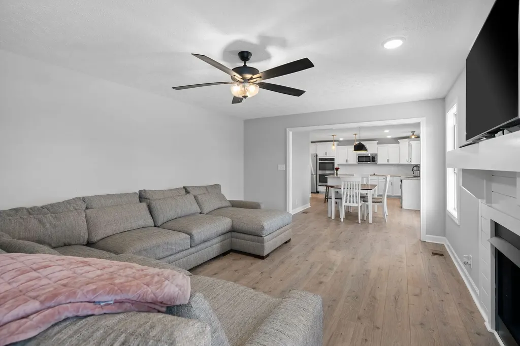 1890 Shield Drive Clarksville TN 37043