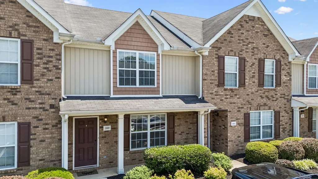 2009 Victory Gallop Lane Murfreesboro TN 37128