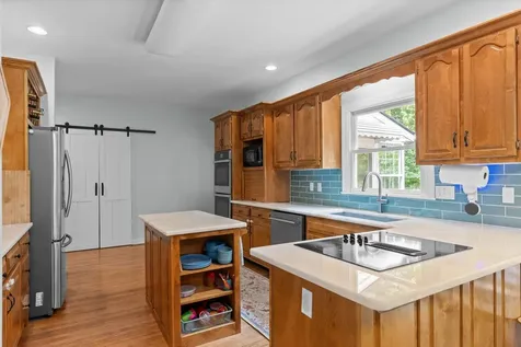 1908 Windy Oaks Lane Hixson TN 37343