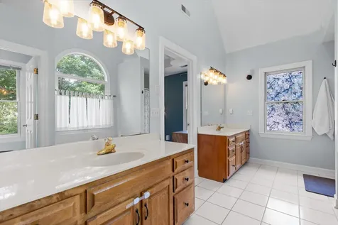 1908 Windy Oaks Lane Hixson TN 37343
