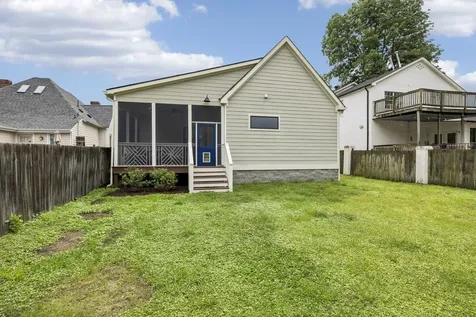 810 N 5th Street Nashville TN 37207