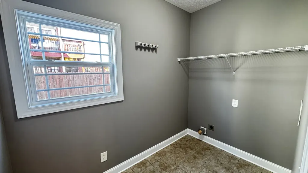 1941 Sunset Meadows Way Clarksville TN 37042