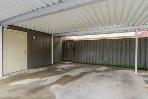 8207 Sawyer Brown Road Nashville TN 37221
