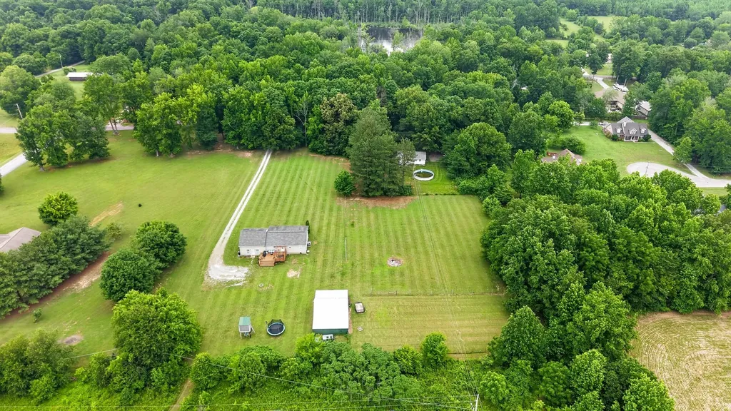 8023 Bethlehem Road Springfield TN 37172