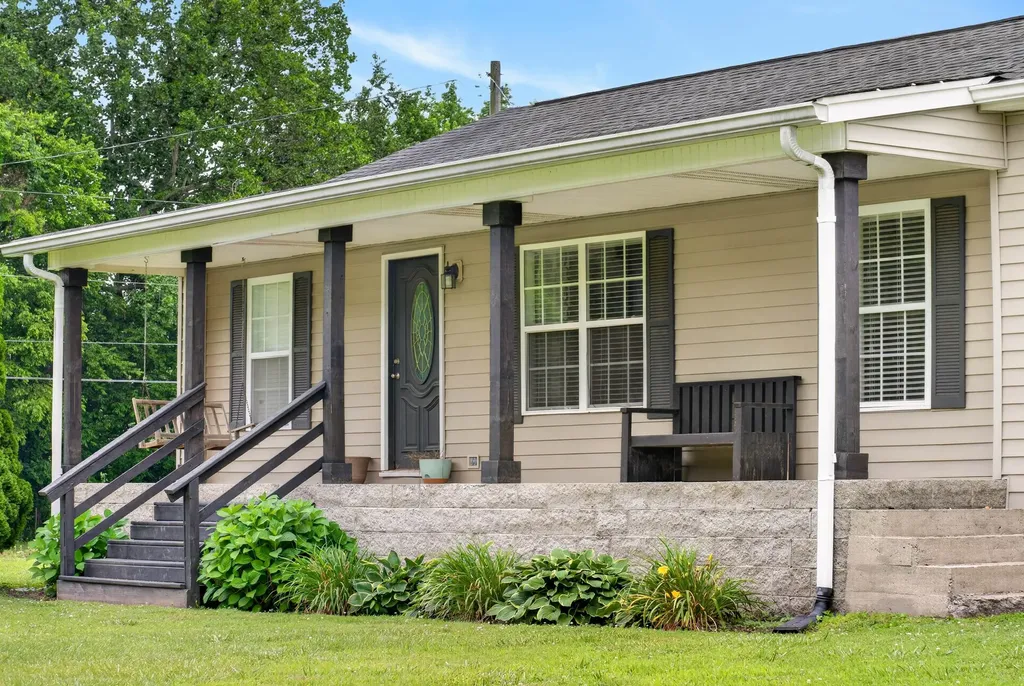 8023 Bethlehem Road Springfield TN 37172