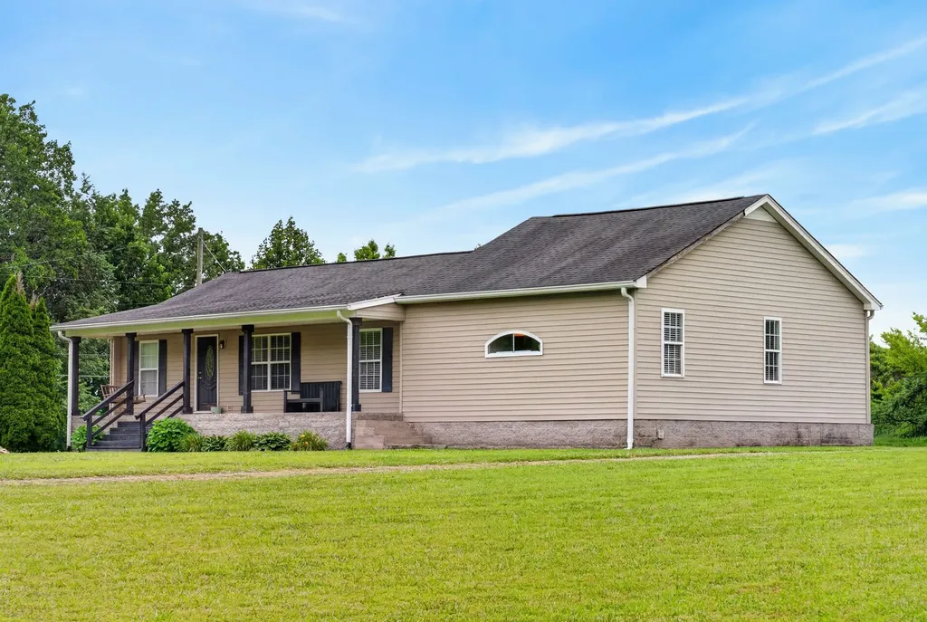 8023 Bethlehem Road Springfield TN 37172