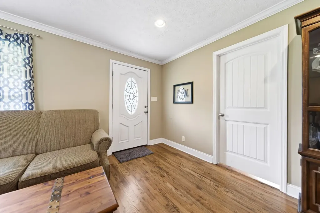 8023 Bethlehem Road Springfield TN 37172
