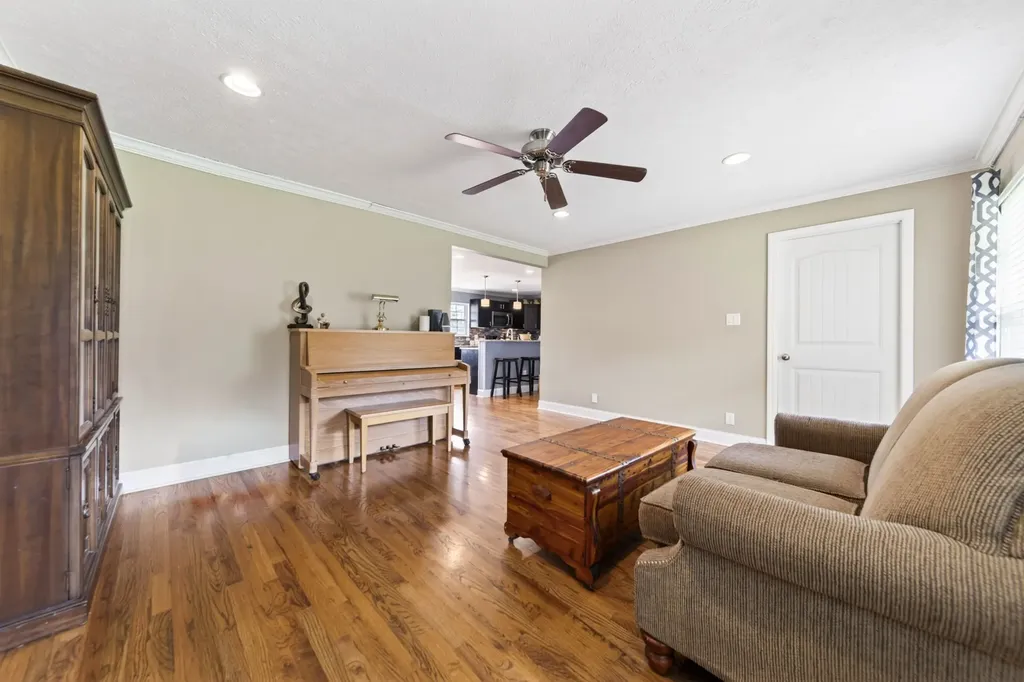 8023 Bethlehem Road Springfield TN 37172