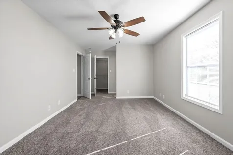 214 Grant Avenue Oak Grove KY 42262