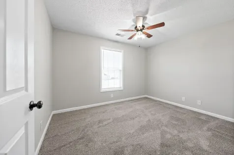 214 Grant Avenue Oak Grove KY 42262