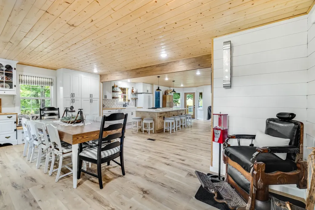 380 Webbs Camp Road Walling TN 38587