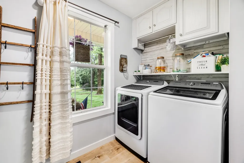 380 Webbs Camp Road Walling TN 38587