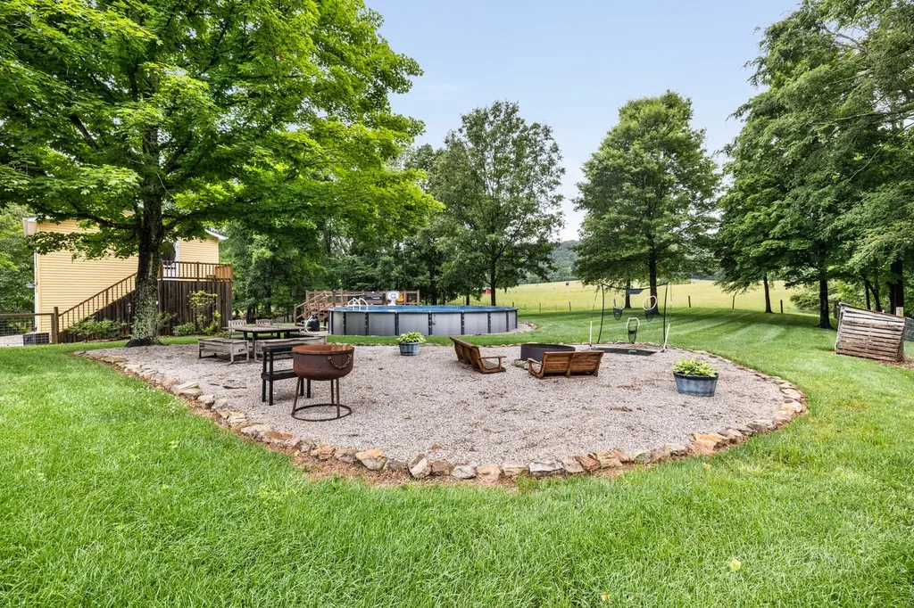 380 Webbs Camp Road Walling TN 38587
