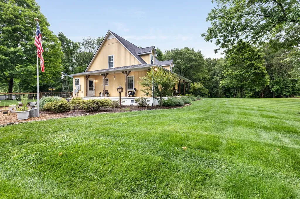 380 Webbs Camp Road Walling TN 38587
